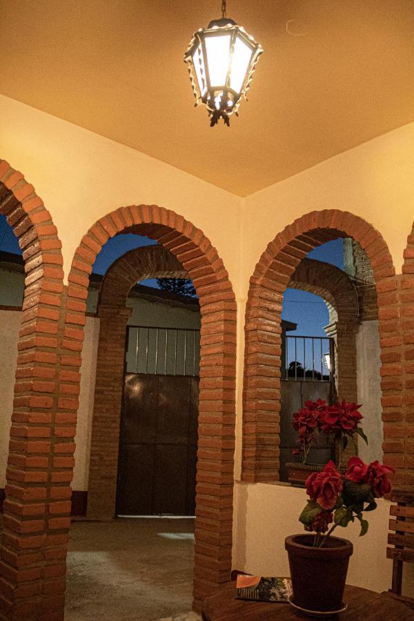 Villa Flores, casa en el centro de Mascota Exterior foto