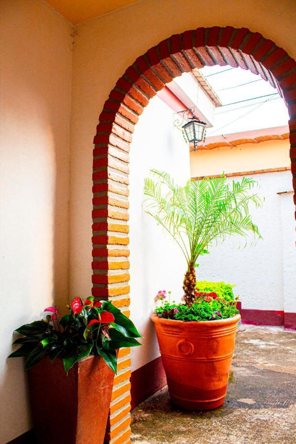 Villa Flores, casa en el centro de Mascota Exterior foto